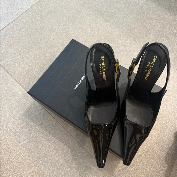 Saint Laurent: YSL Dune Patent-leather Slingback Pumps - Picture 4 of 7